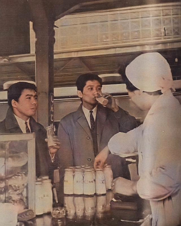 �V�h�w�\���̐X�i�����X�^���h�i���a39�N���j